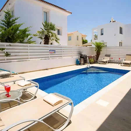 Blue Sky Vila Protaras